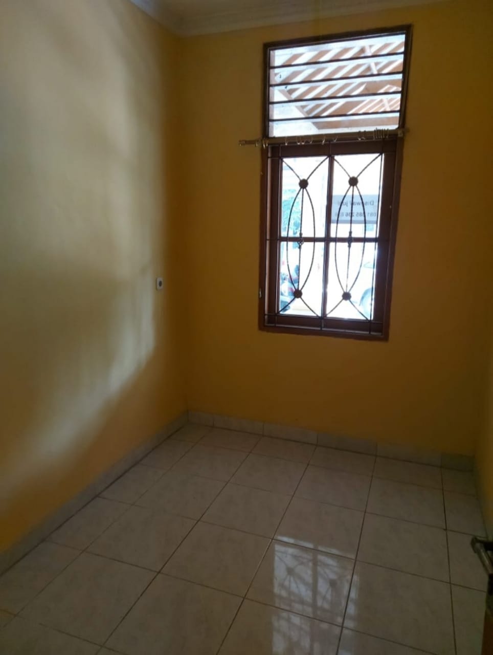 Rumah Dijual di Cluster Meadow Green Lippo Cikarang